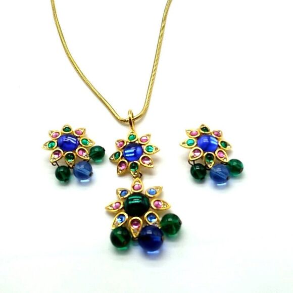 VTG SHAKIRA CAINE Indian Mughal Necklace & Matching Clip-on Earrings Glass Stone - Picture 3 of 16